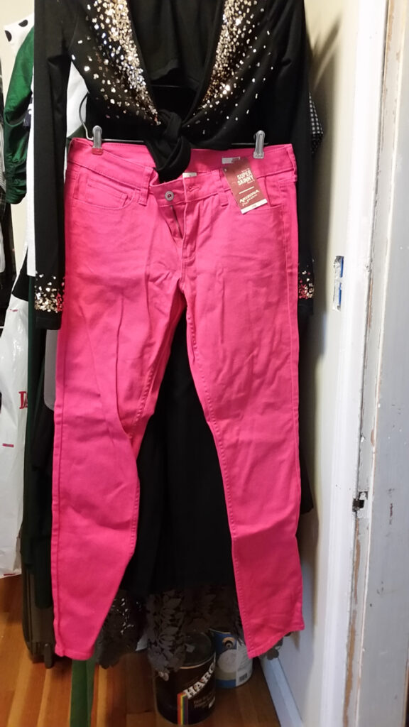 Hot pink low-rise skinny jeans